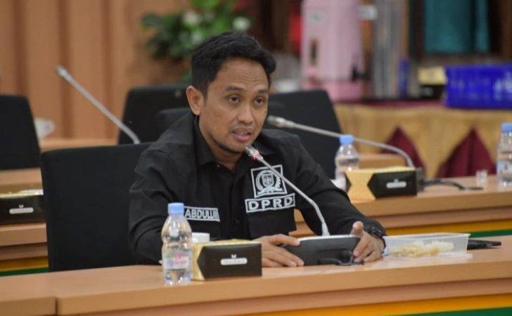 DPRD Riau Cari Solusi Tekan Penurunan APBD Lewat Pansus PAD